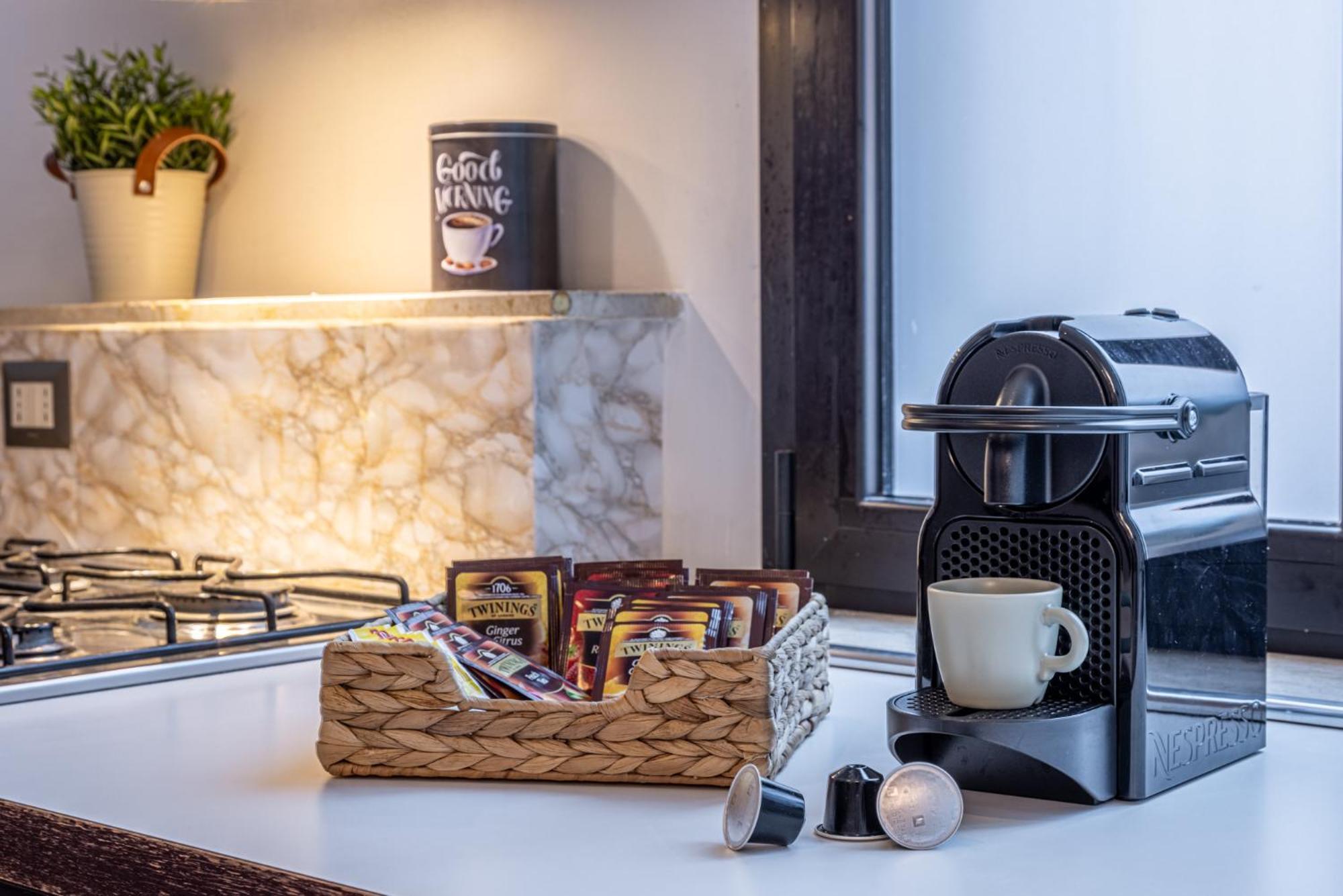 Romantic Navigli - 15min Duomo - Free Parking Appartement