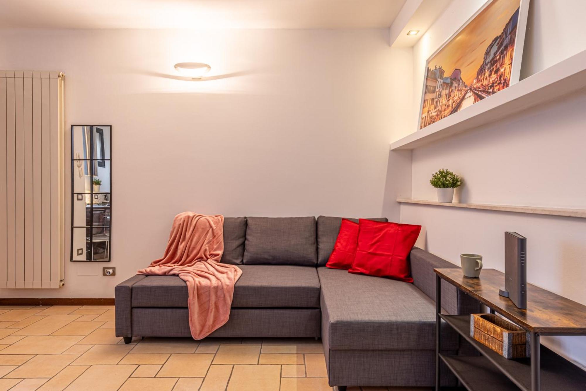 Appartement Romantic Navigli - 15min Duomo - Free Parking