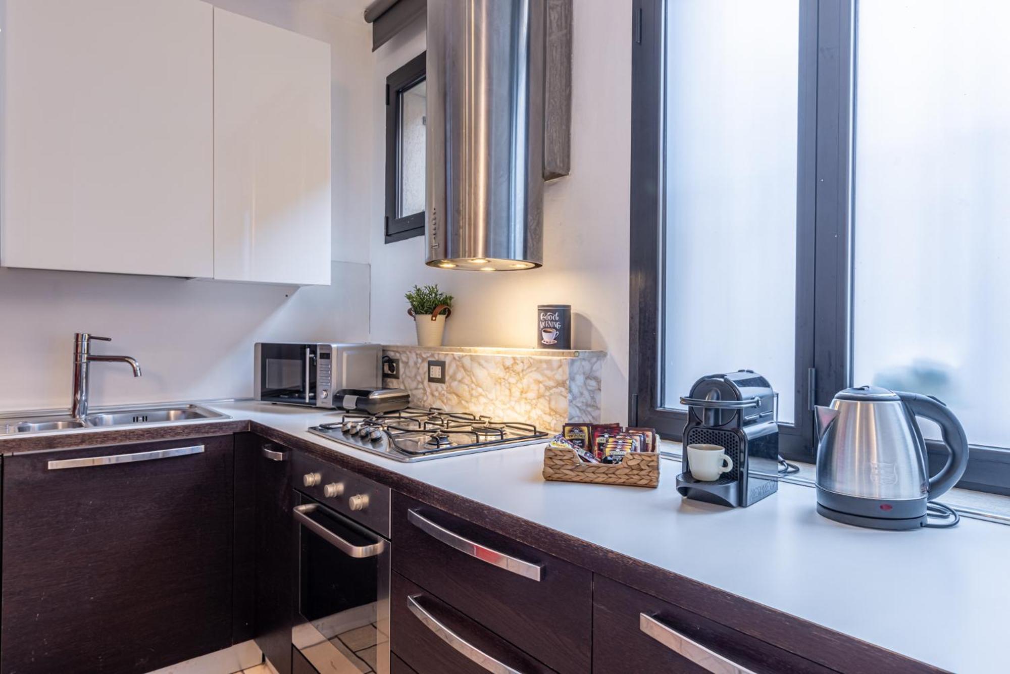 Appartement Romantic Navigli - 15min Duomo - Free Parking Milan